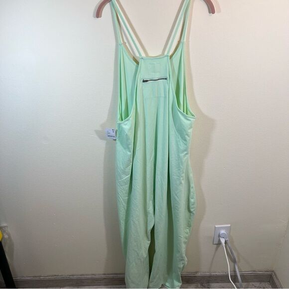 NWT Free People Movement Hot Shot Onesie In Pistachio-Mint Green Large - Picture 10 of 13